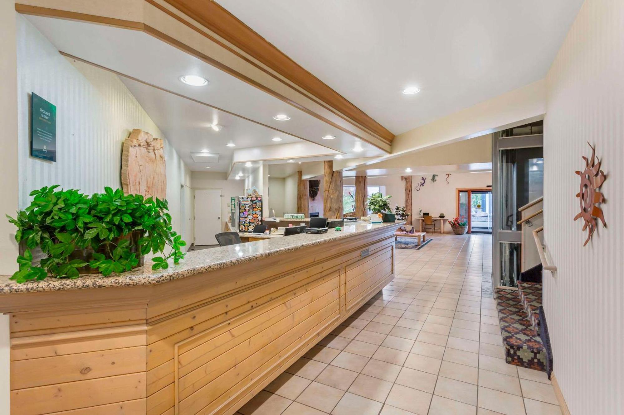 Quality Suites Moab Near Arches National Park Bagian luar foto