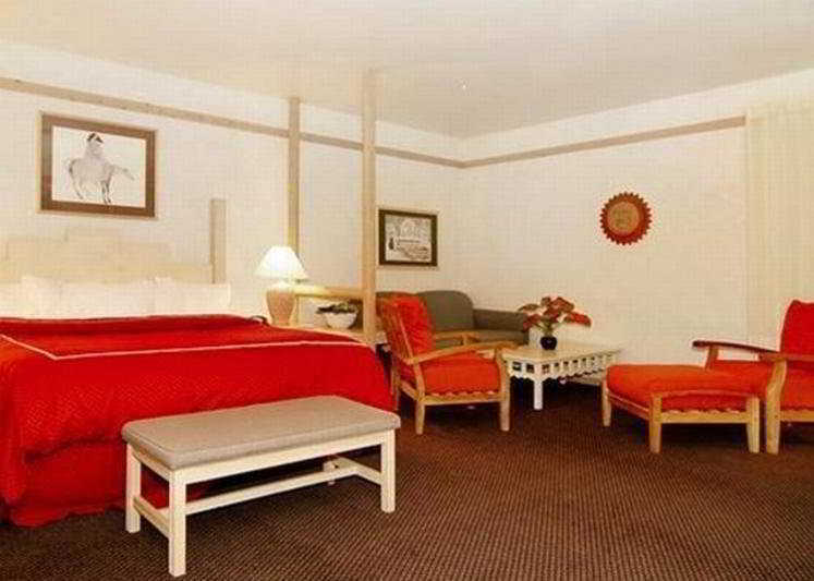 Quality Suites Moab Near Arches National Park Ruang foto